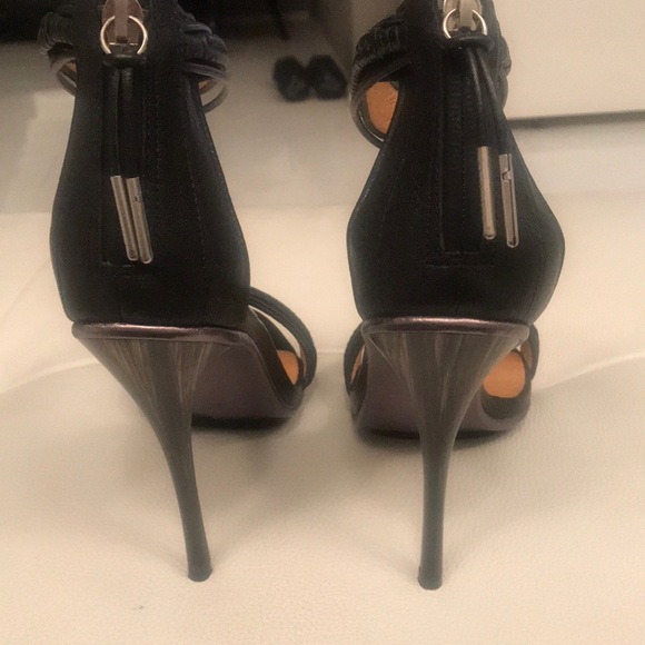 L.A.M.B. Shoes - Picture 5 of 11